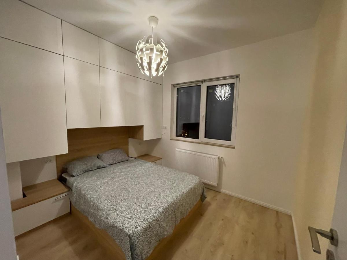 בוקרשט Treasure Luxury Apartment Palace מראה חיצוני תמונה