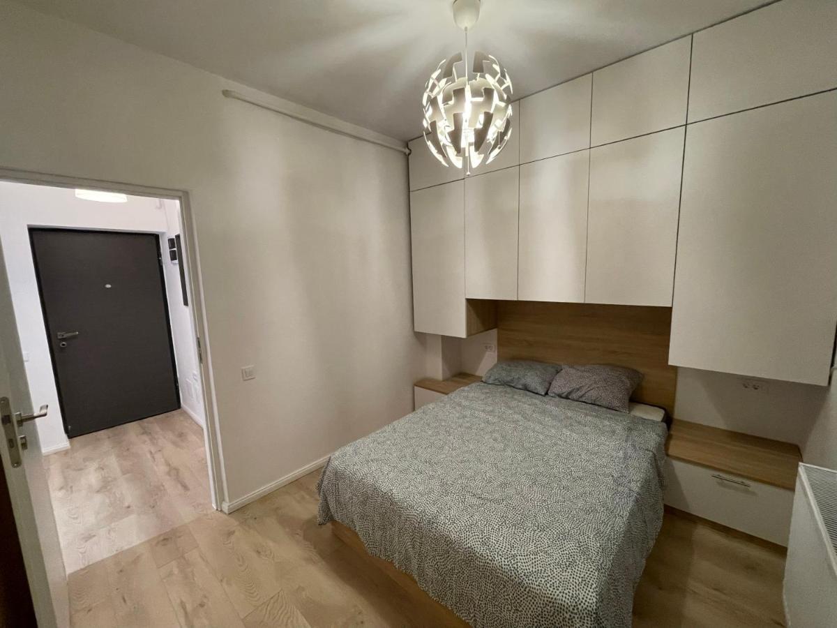 בוקרשט Treasure Luxury Apartment Palace מראה חיצוני תמונה