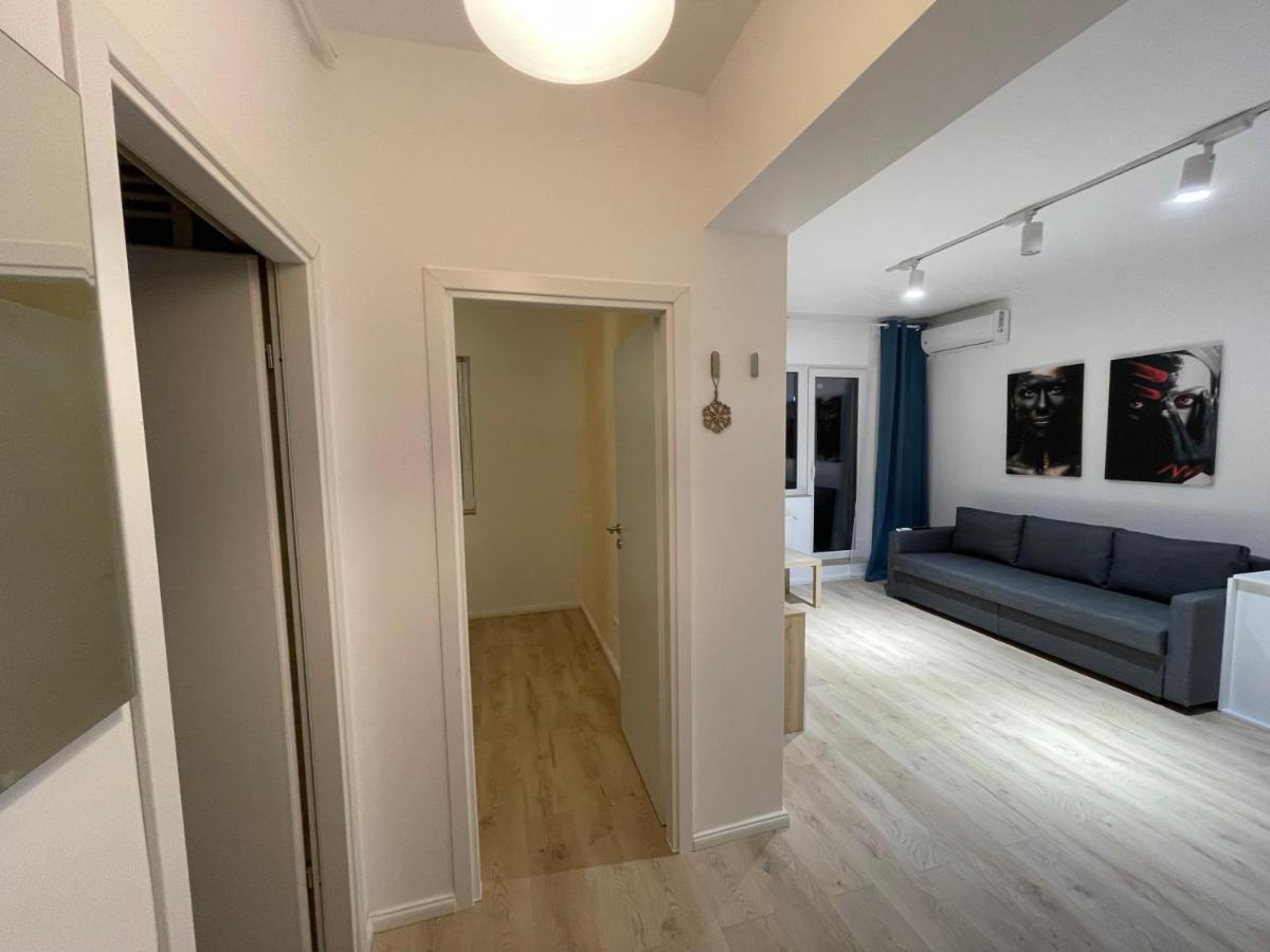 בוקרשט Treasure Luxury Apartment Palace מראה חיצוני תמונה
