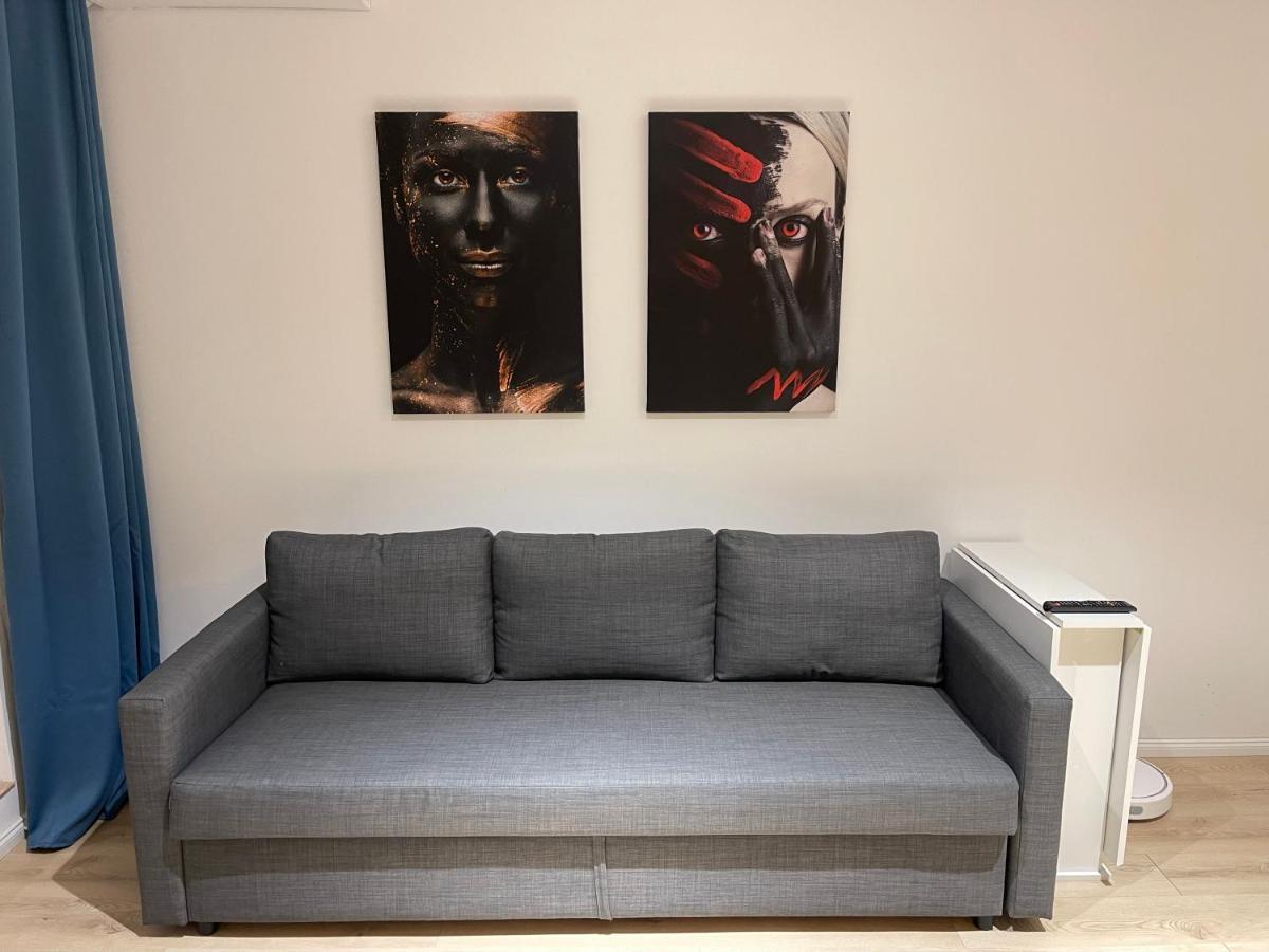 בוקרשט Treasure Luxury Apartment Palace מראה חיצוני תמונה